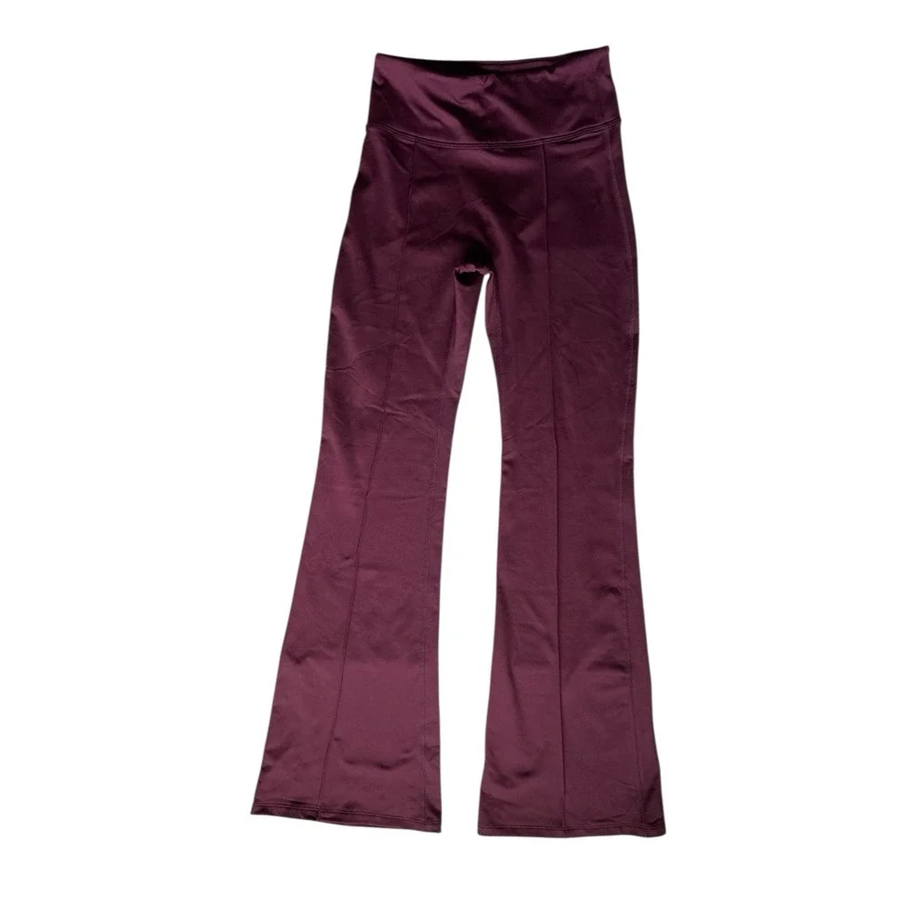 PINK Victorias Secret Winter Performance Flare Leggings Size S Burgundy Y2K Yoga